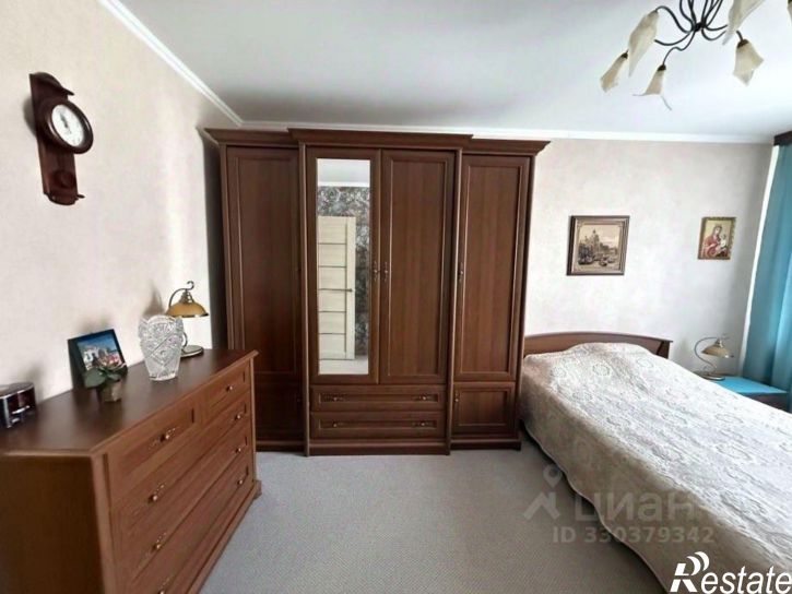 2-комн квартира ул Радиозаводская, 1 1,  д. 1 1,  к. 1