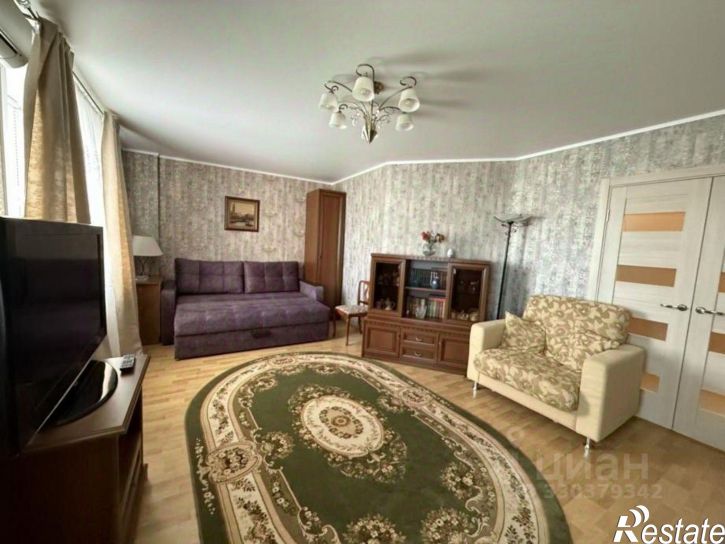 2-комн квартира ул Радиозаводская, 1 1,  д. 1 1,  к. 1