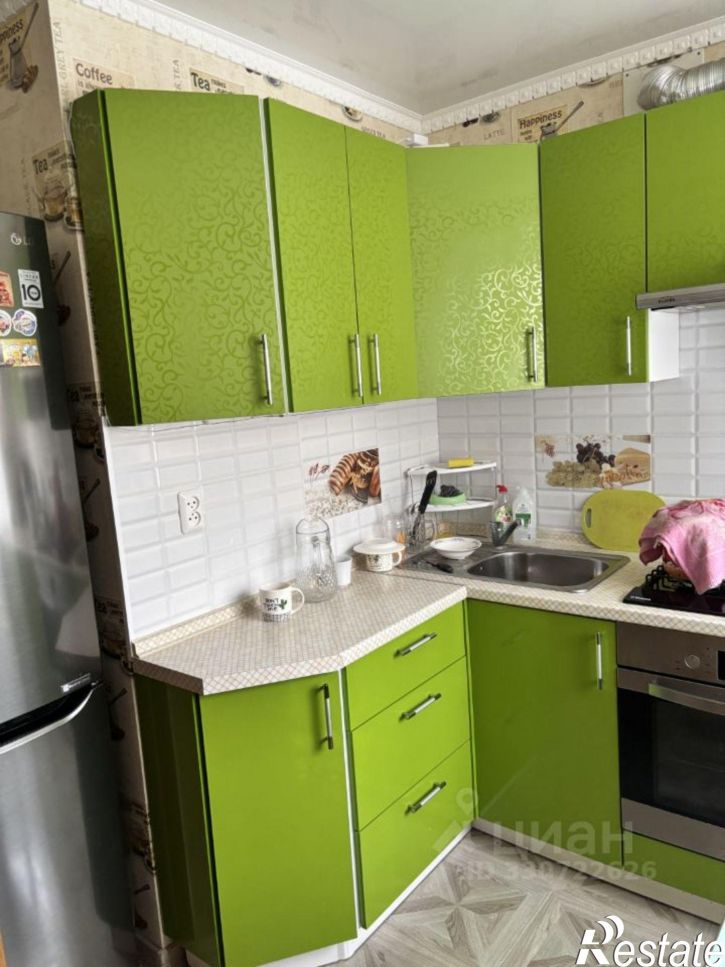 3-комн квартира ул Зубковой, 1,  д. 1