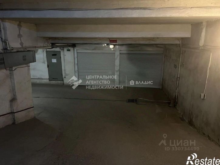 Гараж/парковка Право-Лыбедская улица, 27,  д. 27