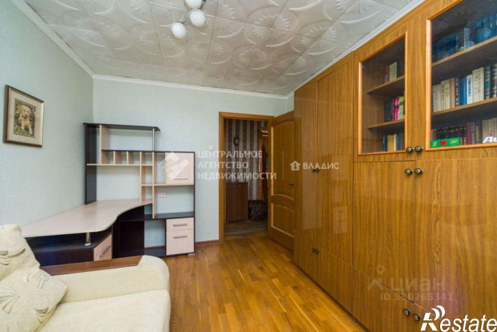 3-комн квартира ул Есенина, 38,  д. 38