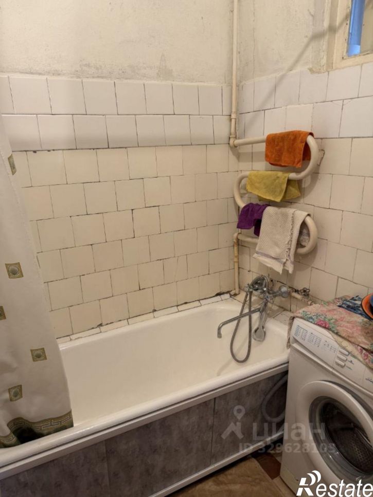 3-комн квартира Весенняя улица, 25,  д. 25