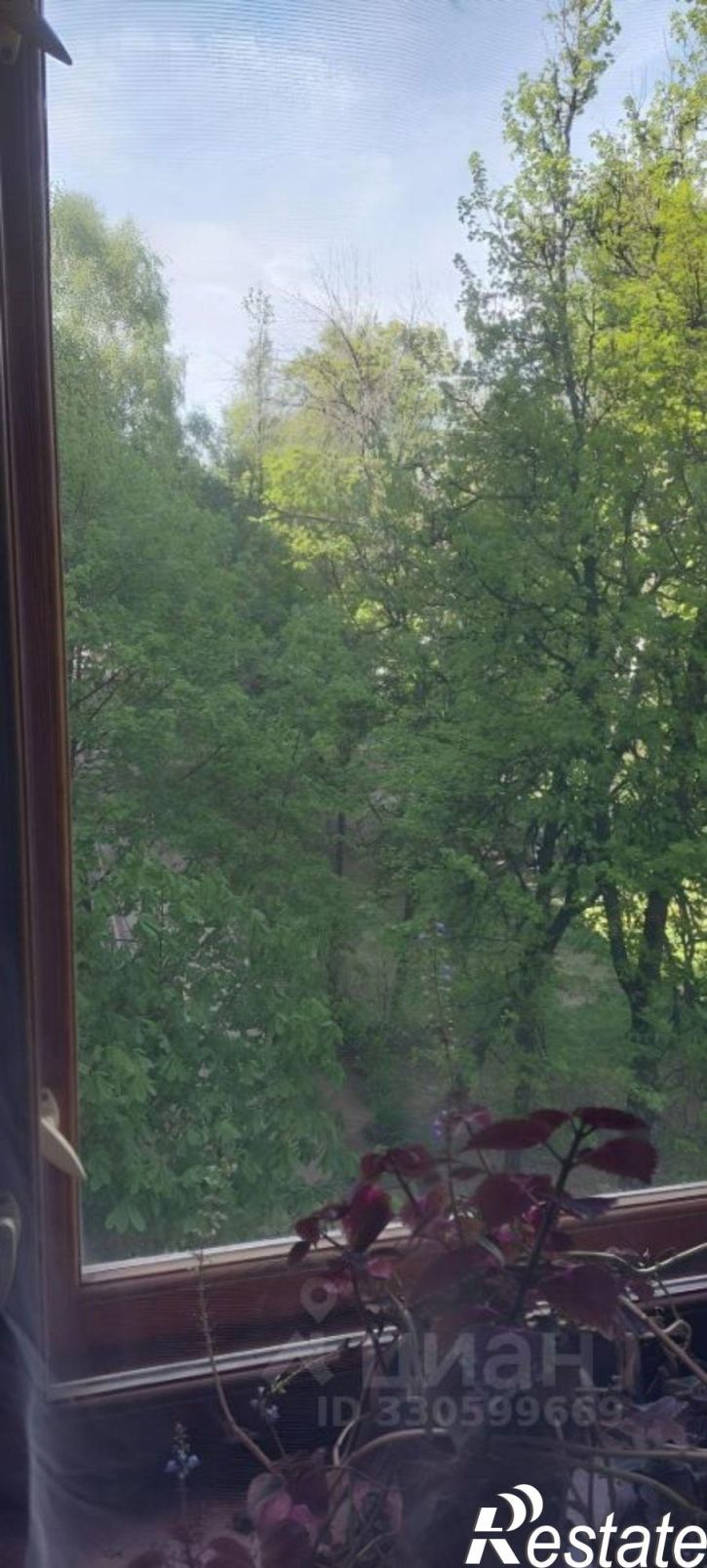 3-комн квартира ул Бирюзова, 7,  д. 7