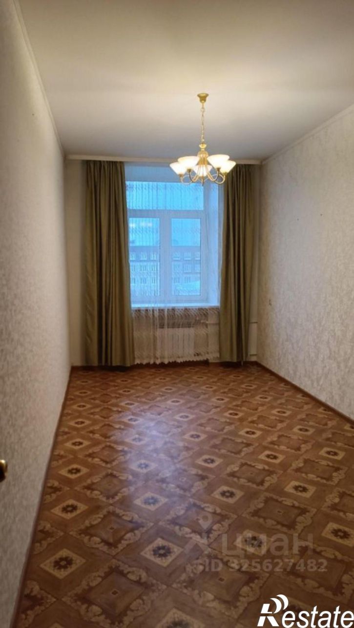3-комн квартира Первомайский пр-кт, 29/2,  д. 29/2