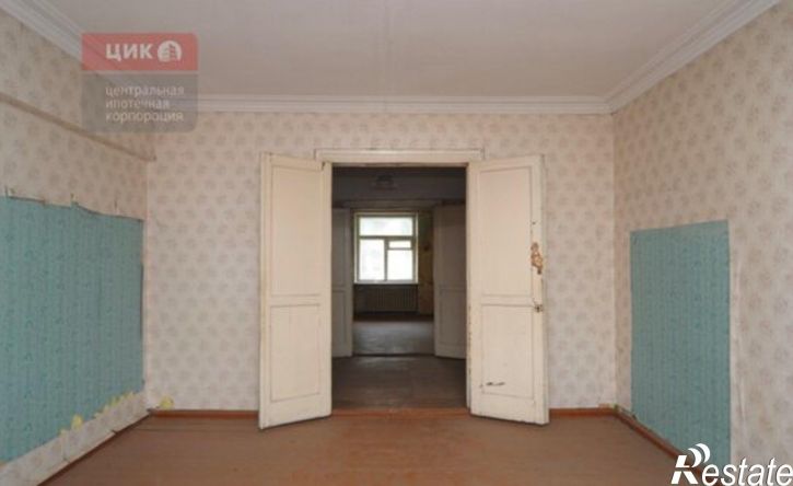 4-комн квартира улица Есенина, 37/2,  д. 37/2
