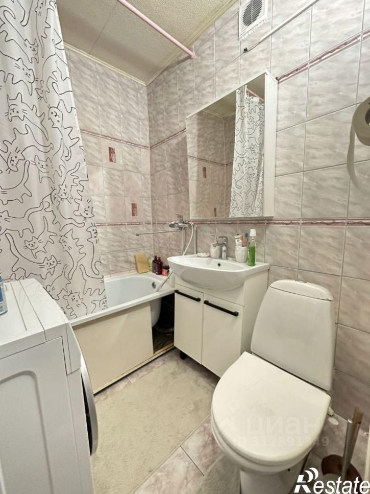 2-комн квартира Весенняя улица, 3/15,  д. 3/15