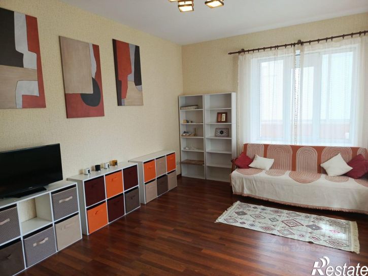 2-комн квартира улица Есенина, 65 к1,  д. 65 к1