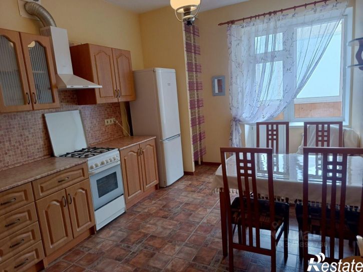 2-комн квартира улица Есенина, 65 к1,  д. 65 к1