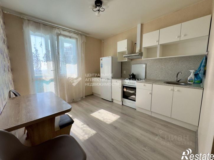 1-комн квартира микрорайон Олимпийский Городок, 2