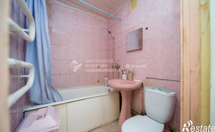 2-комн квартира Весенняя улица, 3/15,  д. 3/15