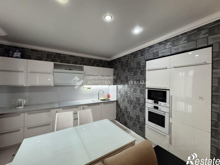 3-комн квартира ул Введенская, 135,  д. 135