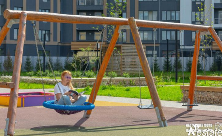 3-комн квартира ул Земнухова, 2,  д. 2