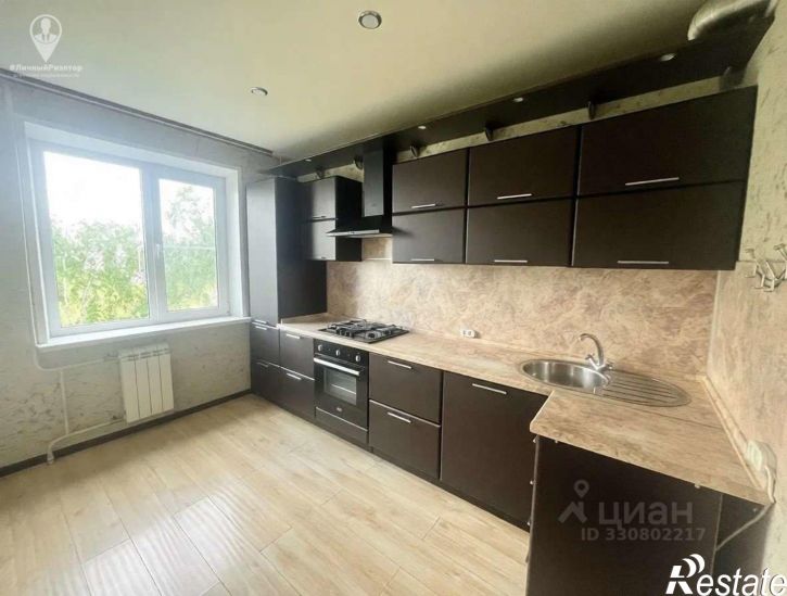 3-комн квартира ул Бирюзова, 24 1,  д. 24 1,  к. 1