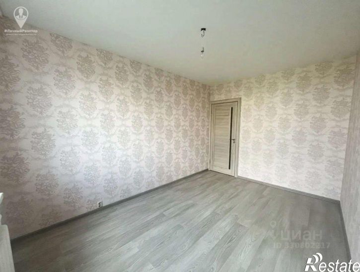 3-комн квартира ул Бирюзова, 24 1,  д. 24 1,  к. 1