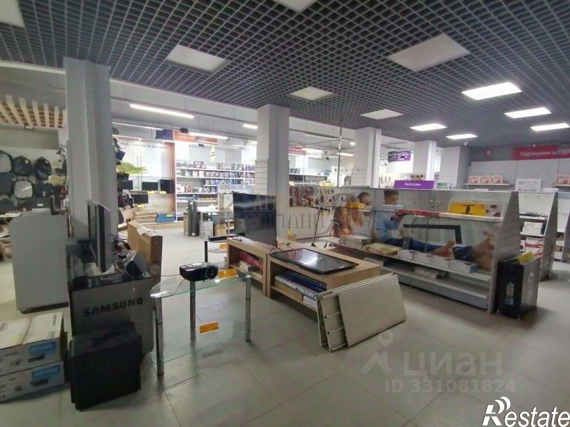 Сдать торговое помещение за 450 000 рублей на улица Ленина, 2/68