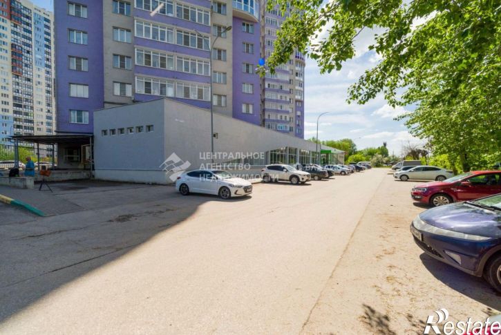 3-комн квартира Московское шоссе, 33 1,  д. 33 1,  к. 1