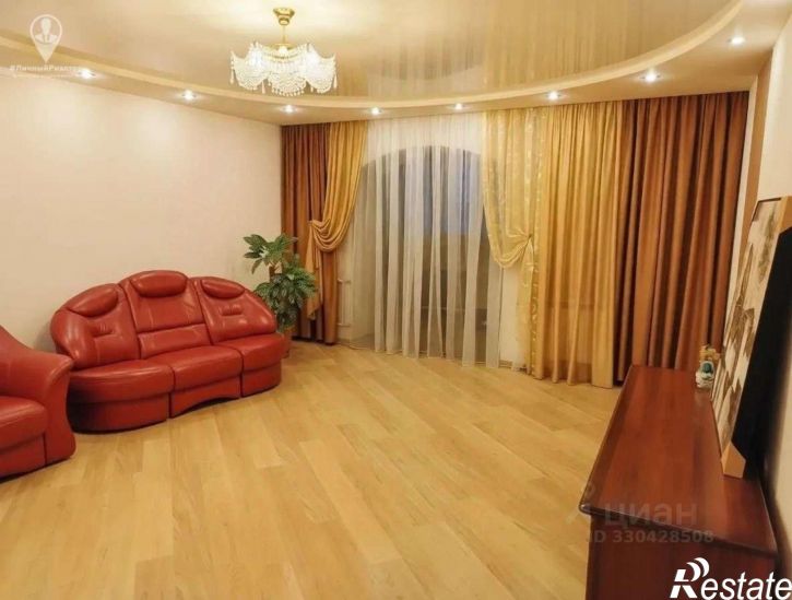 3-комн квартира Комбайновая улица, 24,  д. 24