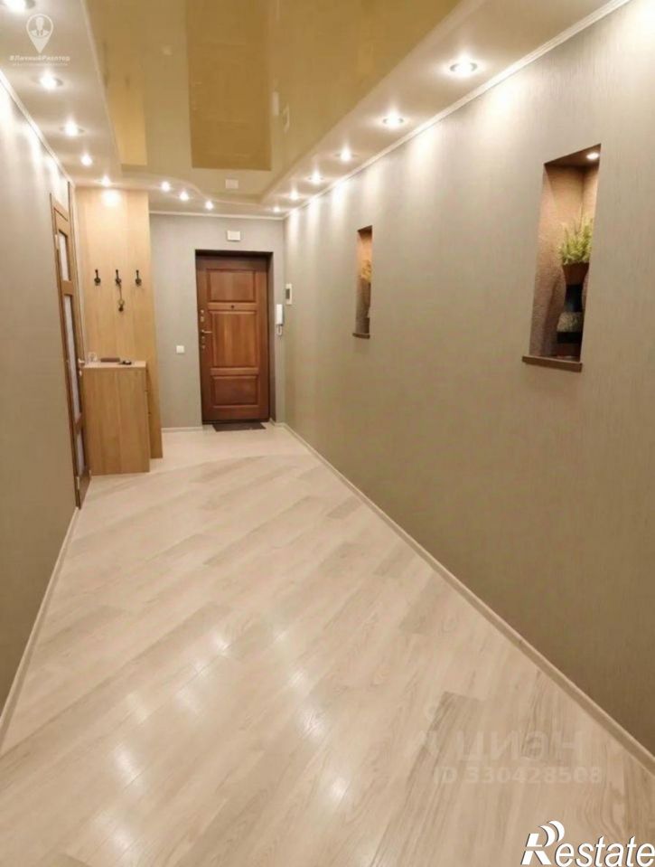 3-комн квартира Комбайновая улица, 24,  д. 24