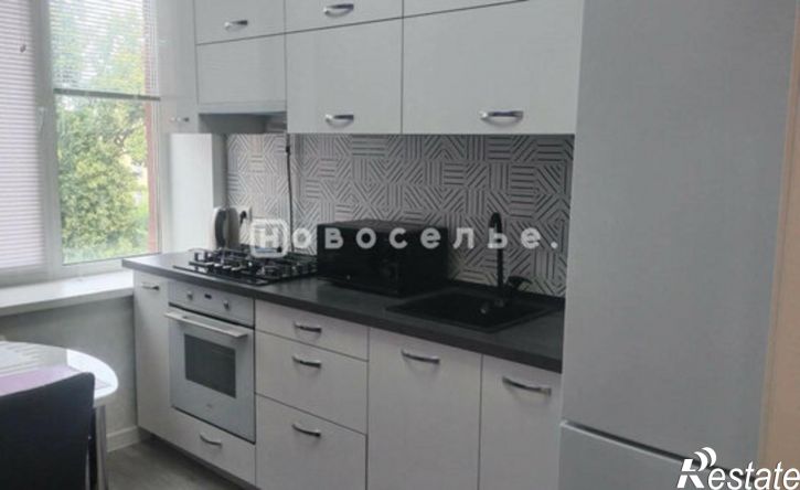 3-комн квартира ул Островского, 9/18,  д. 9/18