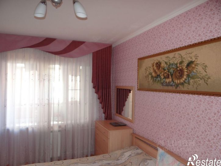 4-комн квартира ул 6-я Линия, 24,  д. 24