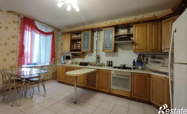 3-комн квартира улица Маяковского, 49,  д. 49