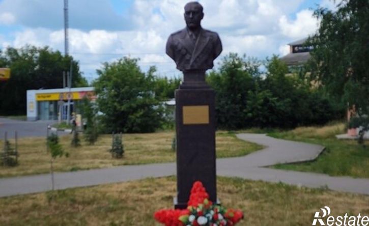 2-комн квартира ул Бирюзова, 8,  д. 8