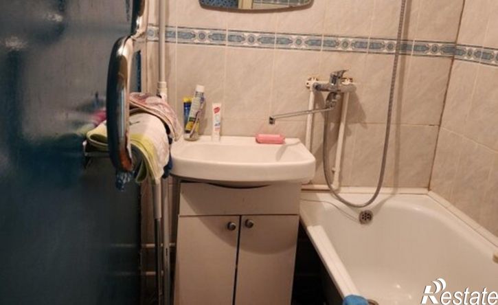 2-комн квартира ул Бирюзова, 8,  д. 8