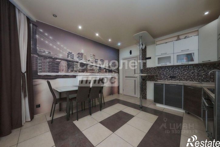 3-комн квартира ул Введенская, 135,  д. 135