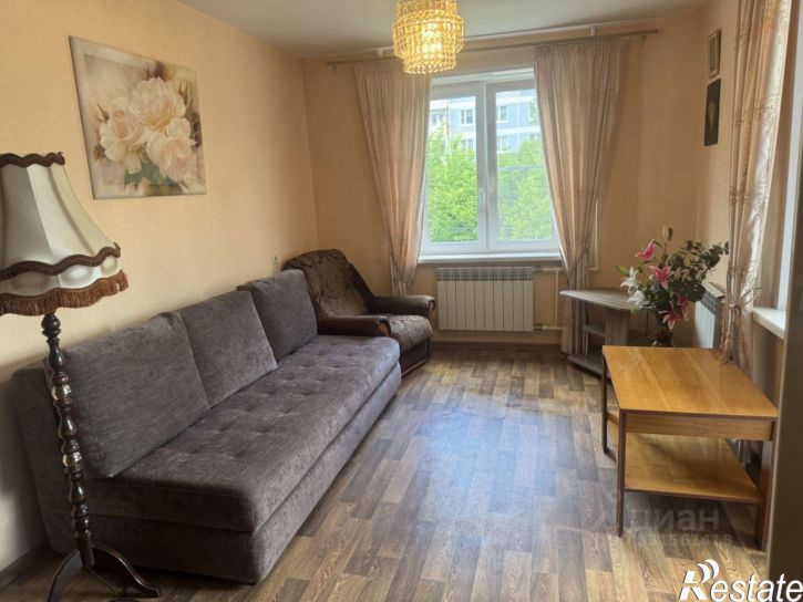 2-комн квартира ул Сельских Строителей, 3е,  д. 3е