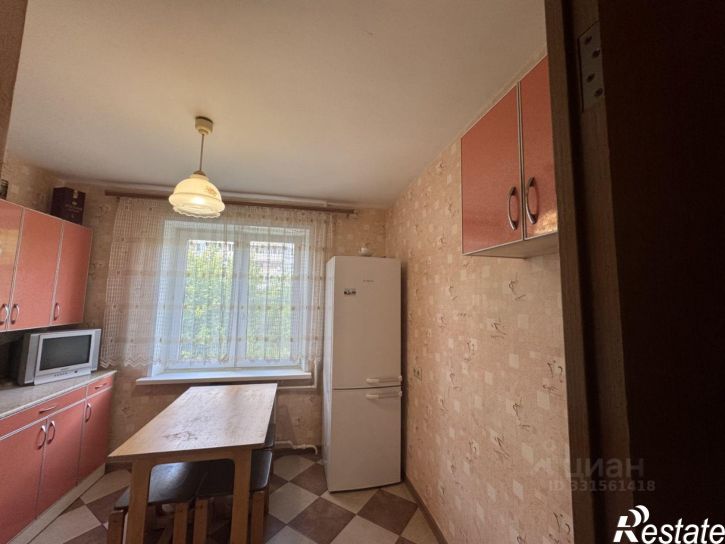 2-комн квартира ул Сельских Строителей, 3е,  д. 3е