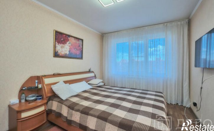 4-комн квартира улица Стройкова, 25,  д. 25