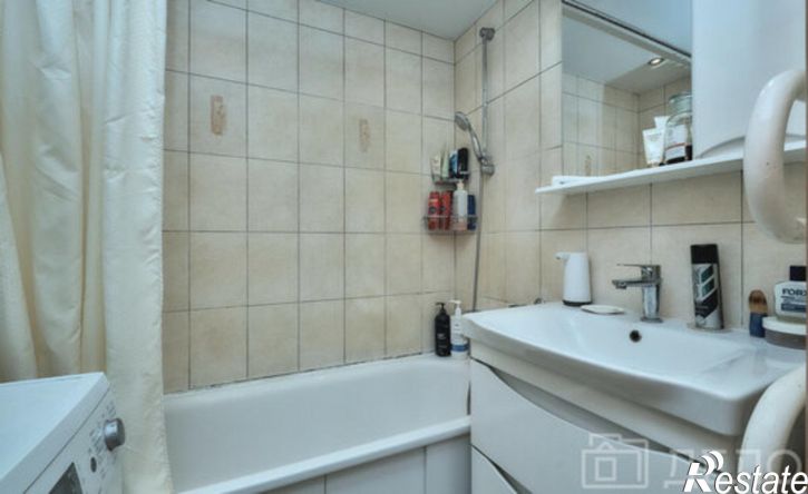 4-комн квартира улица Стройкова, 25,  д. 25