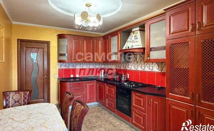 3-комн квартира ул Мервинская, 67,  д. 67