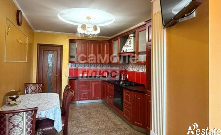 3-комн квартира ул Мервинская, 67,  д. 67