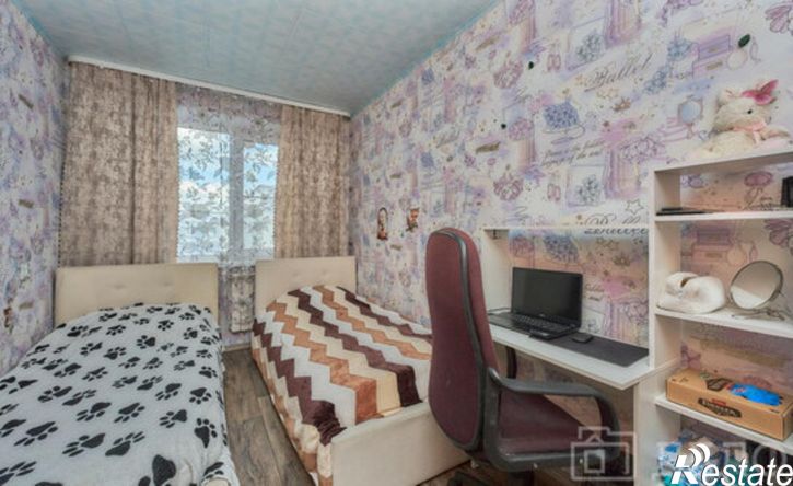 4-комн квартира ул Сельских Строителей, 1в,  д. 1в