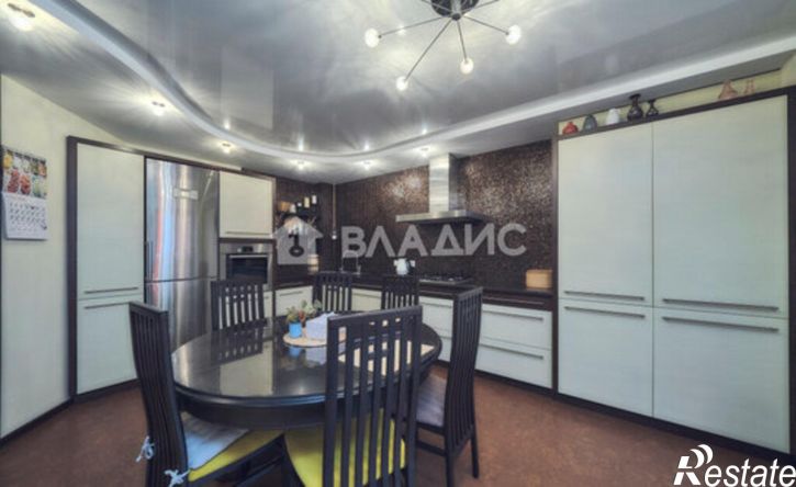 3-комн квартира Народный б-р, 15,  д. 15