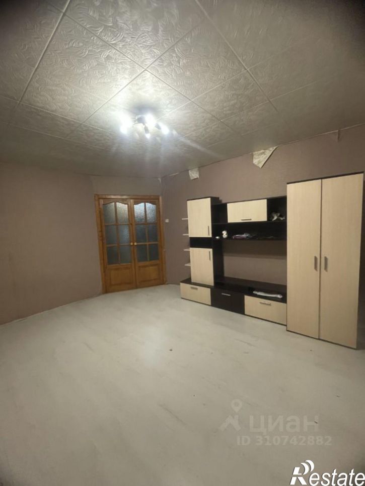 2-комн квартира улица Бирюзова, 1к3