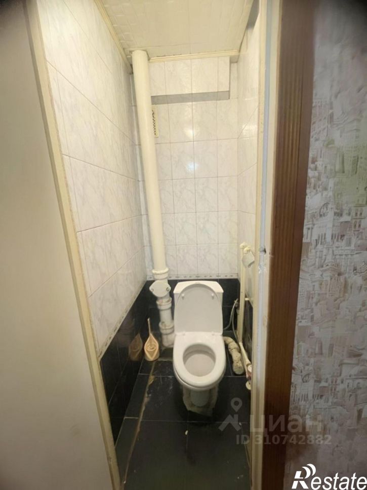 2-комн квартира улица Бирюзова, 1к3