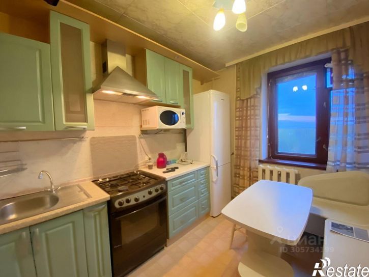 2-комн квартира ул Бирюзова, 10,  д. 10