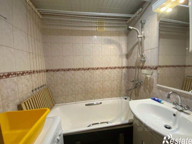 2-комн квартира ул Бирюзова, 10,  д. 10