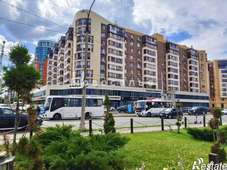 3-комн квартира ул Есенина, 2Б,  д. 2Б