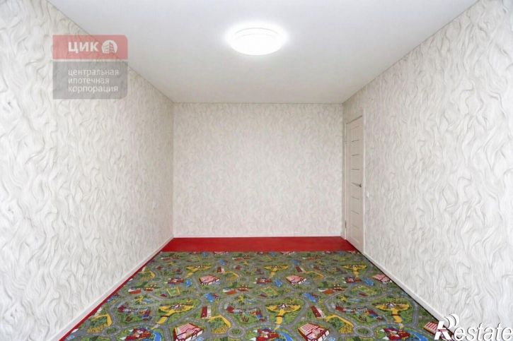 3-комн квартира пл Димитрова, 3,  д. 3