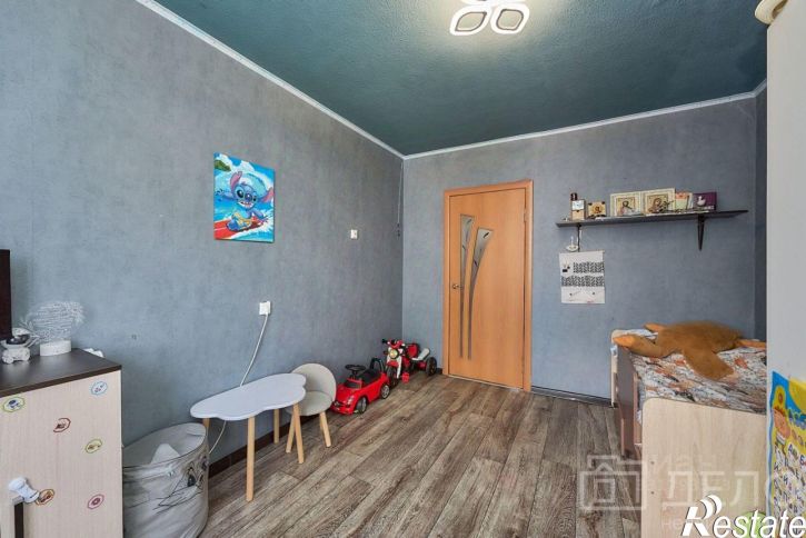4-комн квартира ул Сельских Строителей, 1в,  д. 1в