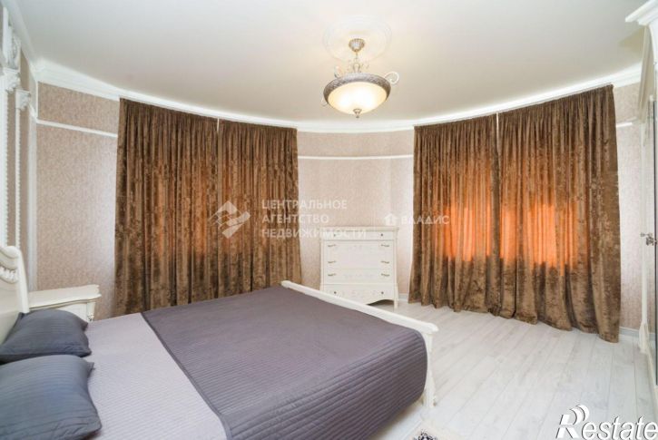 4-комн квартира Народный б-р, 15,  д. 15