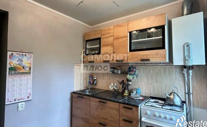 2-комн квартира ул 10-я Линия, 37,  д. 37