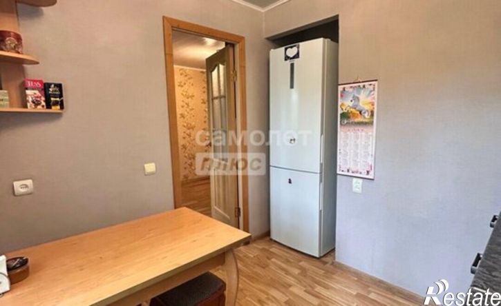 2-комн квартира ул 10-я Линия, 37,  д. 37