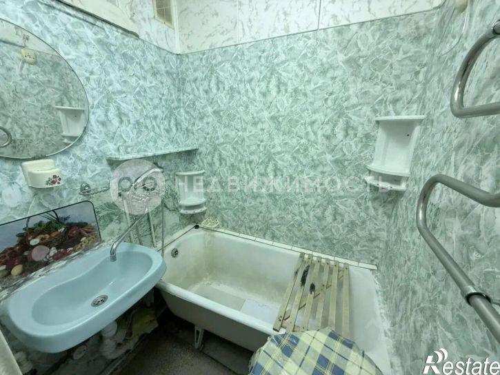 2-комн квартира пл Димитрова, 3,  д. 3