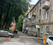 3-комн, 67кв м, этаж 2/3 микрорайон Октябрьский городок, 21