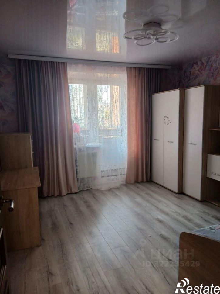 3-комн квартира ул Семчинская, 3,  д. 3