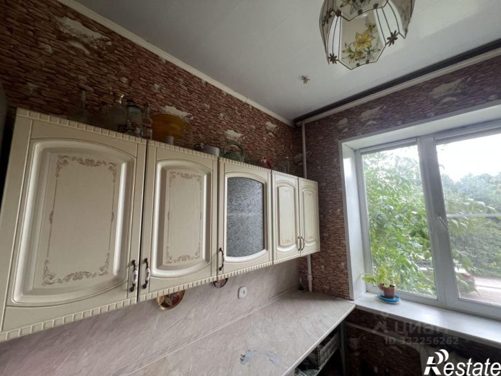 3-комн квартира микрорайон Октябрьский городок, 21